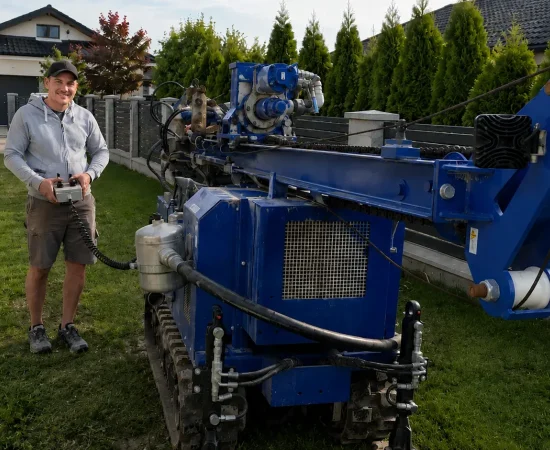 Kompaktný vrtací stroj Rotadrill vhodný aj do ťažko prístupných a úzkych priestorov